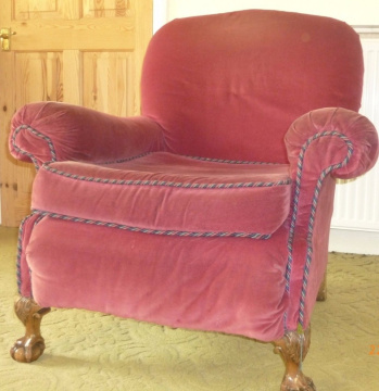 1950s Suite for Renovation and Reupholstery